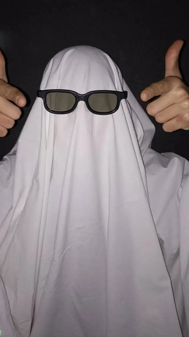 ai character: ghost  background