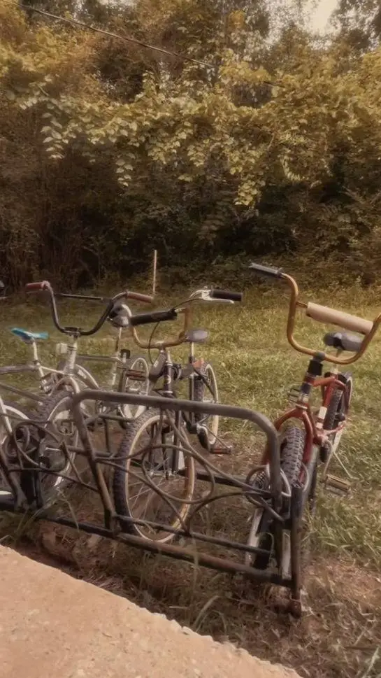 ai character: Stranger things background