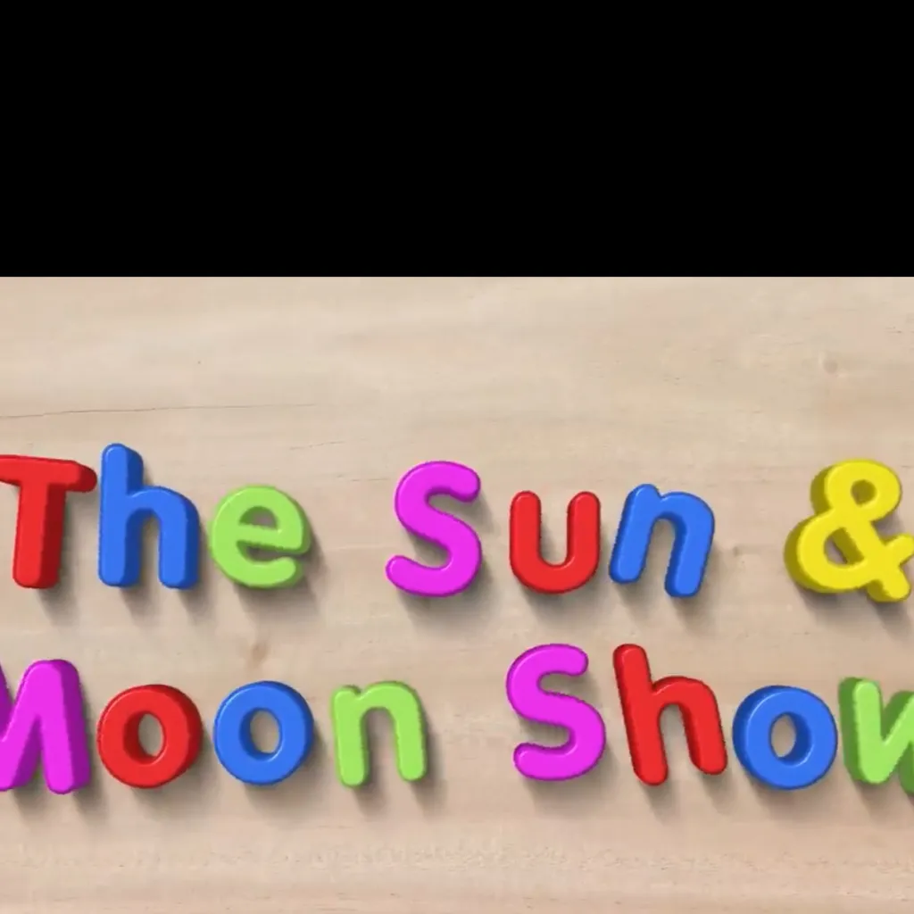 chat with ai character: Sun and moon show