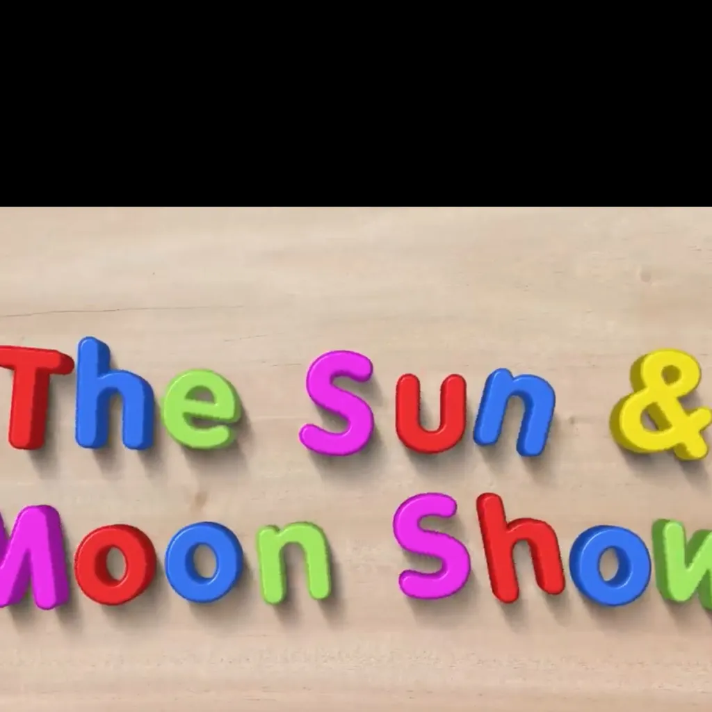 chat with ai character: Sun and moon siren