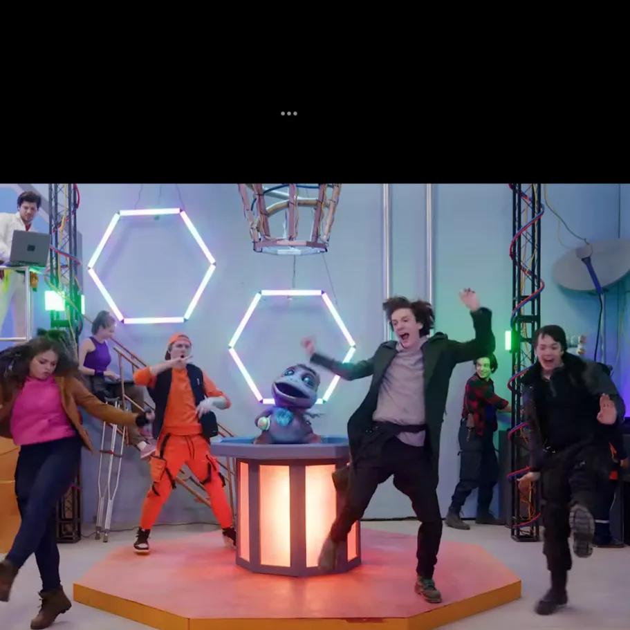 chat with ai character: Shiloh and bros