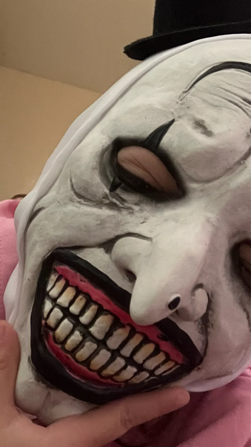 ai character: Art the clown background