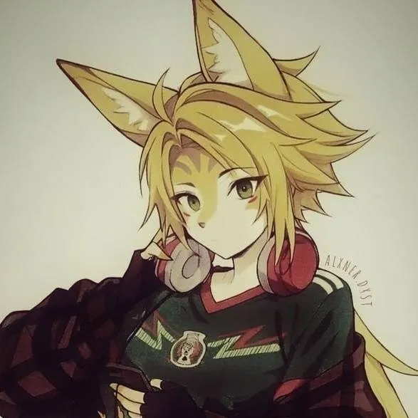 chat with ai character: Kira Solfox