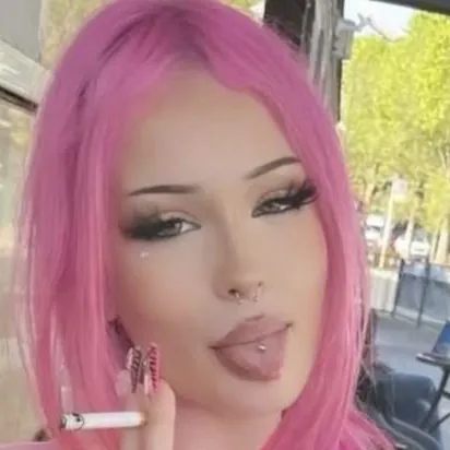 chat with ai character: Skye