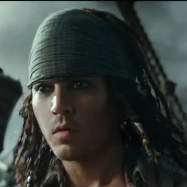 chat with ai character: Jack Sparrow teen