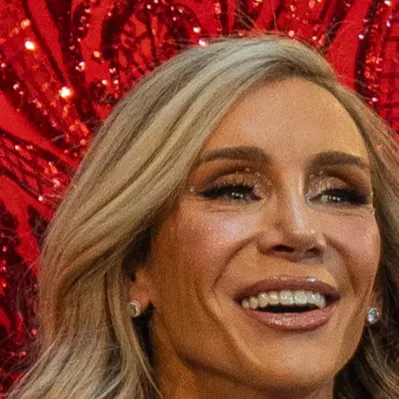 chat with ai character: Charlotte Flair