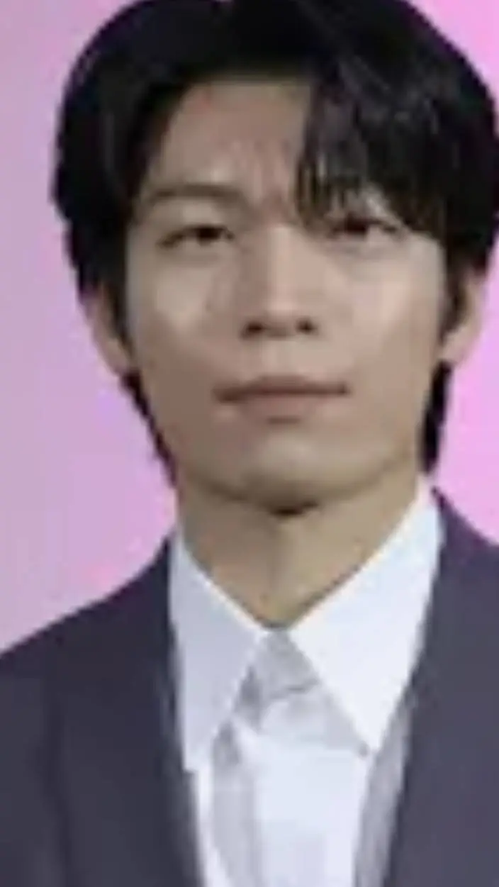 ai character: Jun-ho background