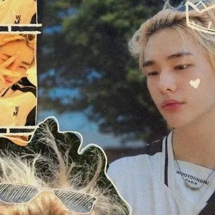 chat with ai character: stray kids hyunjin