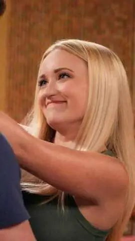 ai character: Mandy background