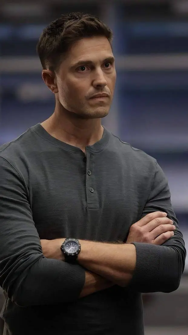 ai character: Tim Bradford  background