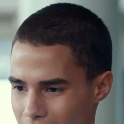 chat with ai character: Diego