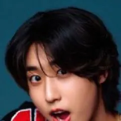 chat with ai character: Han