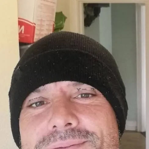 chat with ai character: Steve