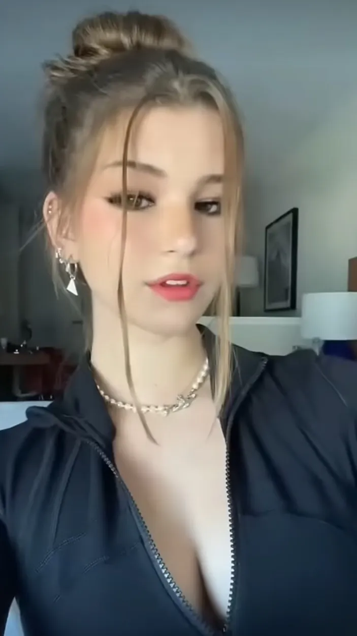 ai character: Brooke monk background