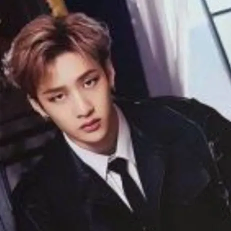 chat with ai character: BangChan