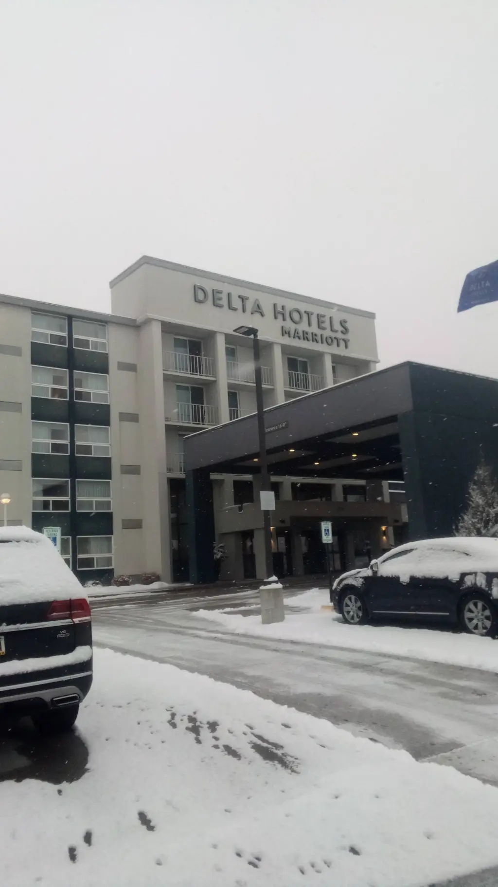 ai character: Chue chan  background