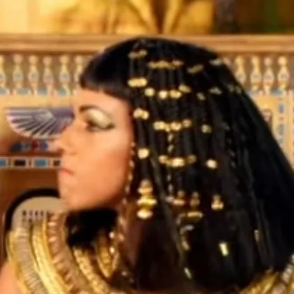 chat with ai character: Cleopatra