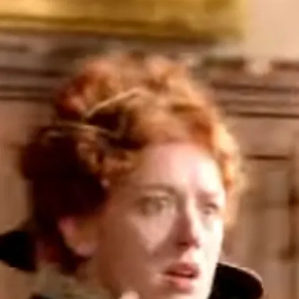 chat with ai character: Queen Mary