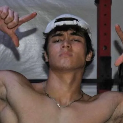 chat with ai character: Jason