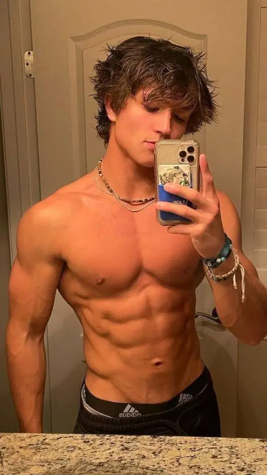 ai character: Mason background