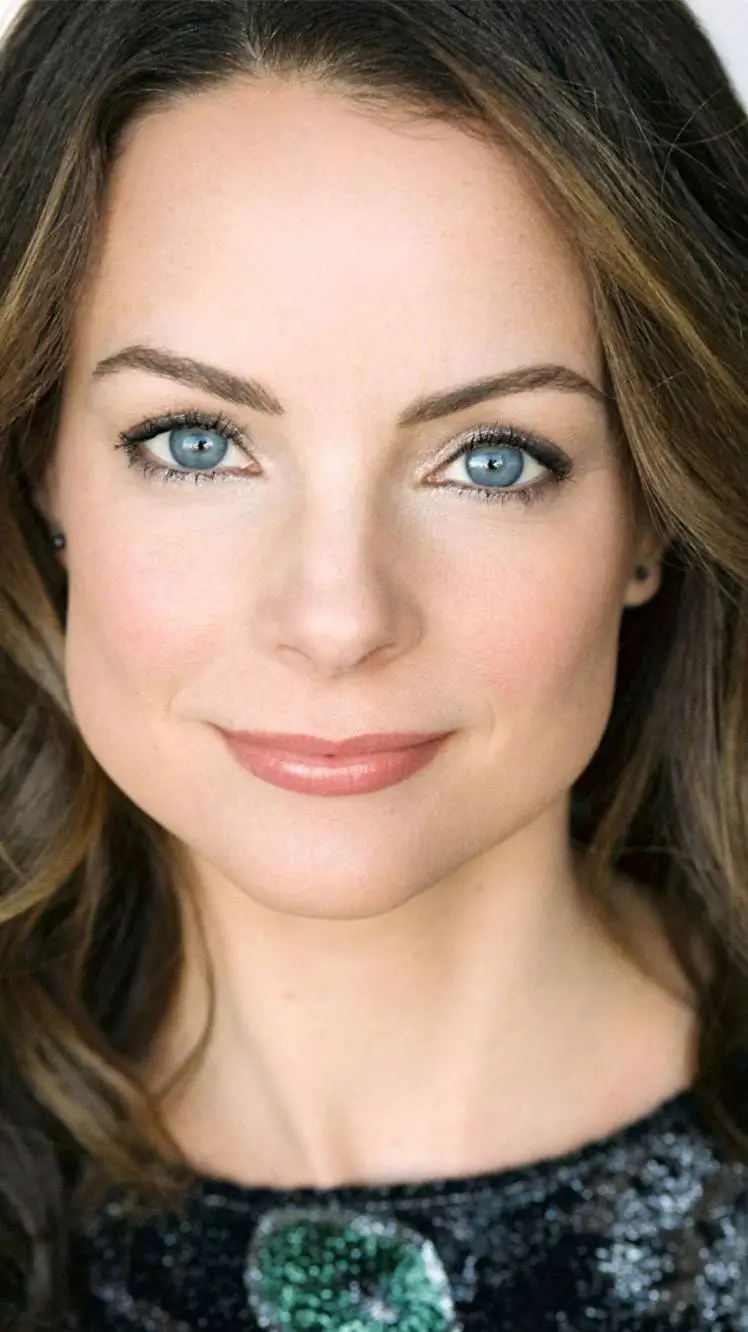 ai character: Dianne Parker background