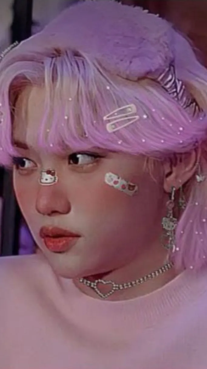 ai character: STRAYKIDS K-DRAMA background