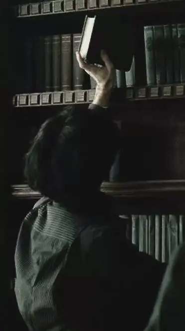 ai character: Tom M Riddle background