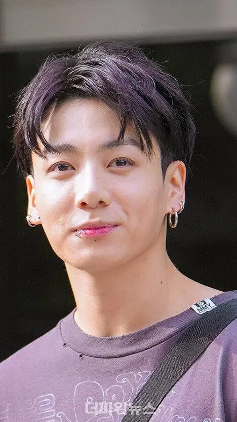 ai character: Jeon Jungkook  background