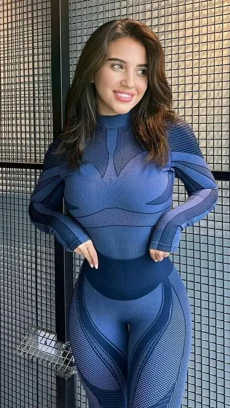 Talkie AI - Chat with Sara alwari