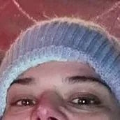 chat with ai character: kasey