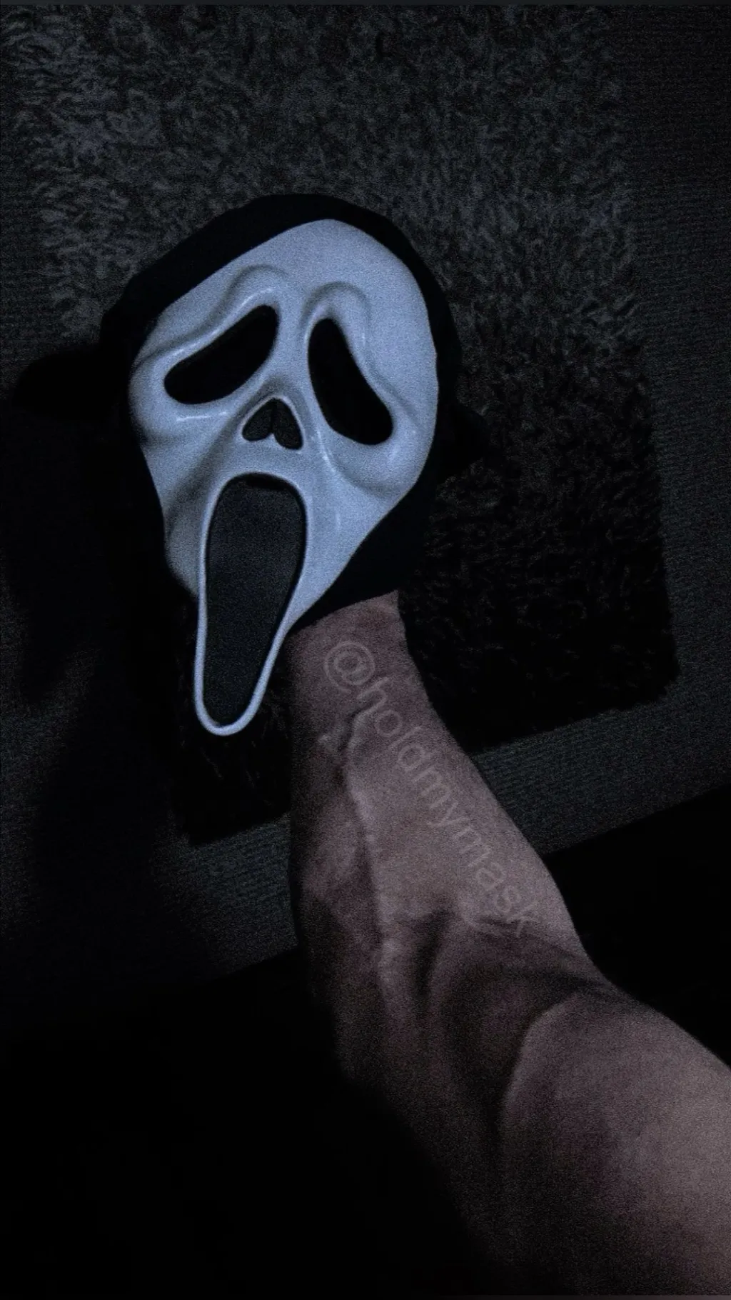 ai character:  🔪Ghost face🔪 background