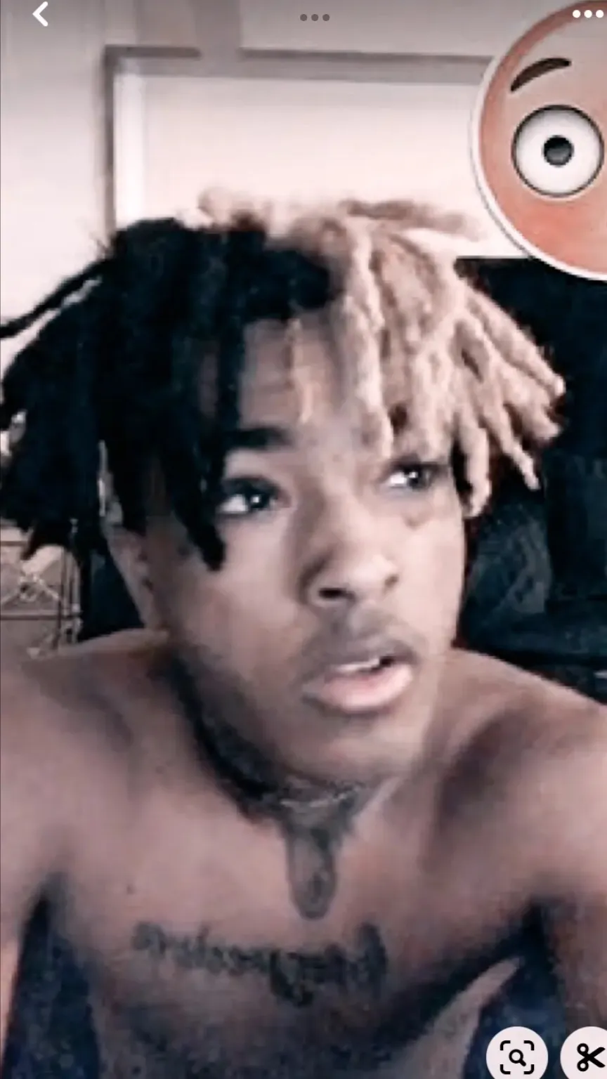 ai character: Xxxtentacion background