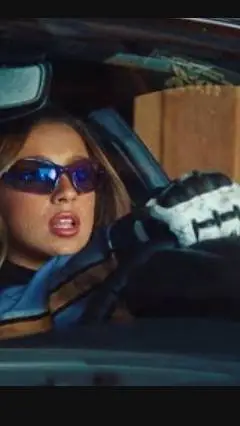 Chat with tate mcrae - text or voice, Enjoy AI Chat Free & Safe