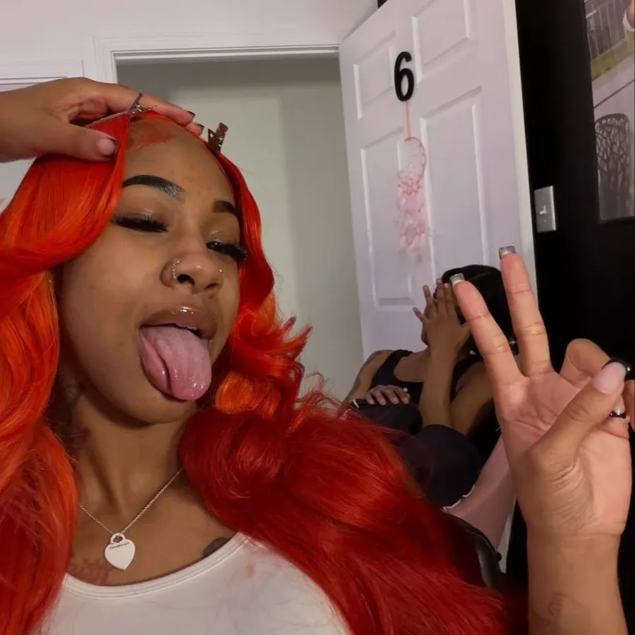 chat with ai character: Jada