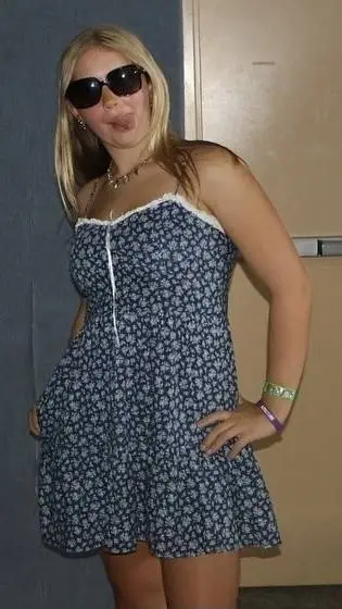 ai character: Lilly background