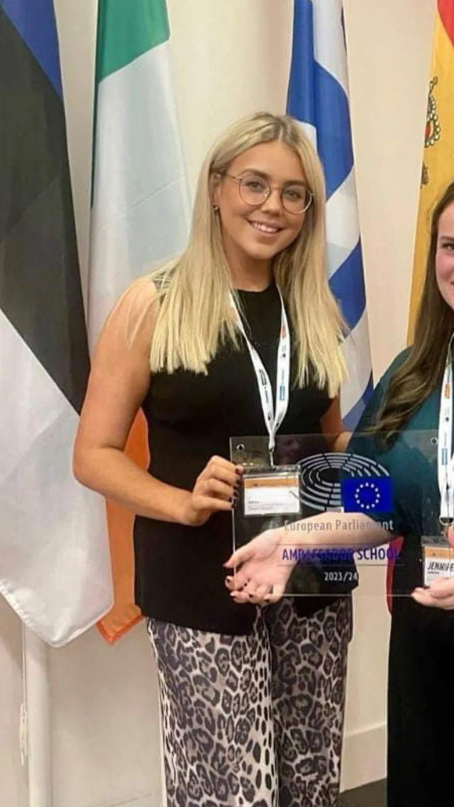 ai character: Eaimer stanton background