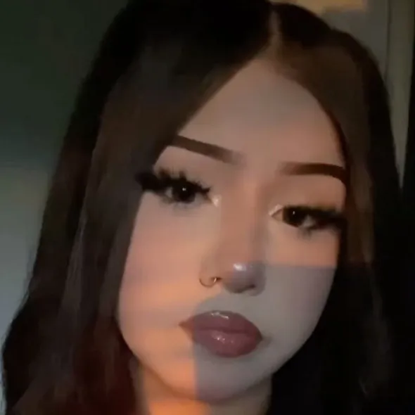 chat with ai character: ~|Maddie|~