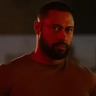 chat with ai character: Sgt. Luke Finau 