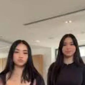 chat with ai character: joy and aishah