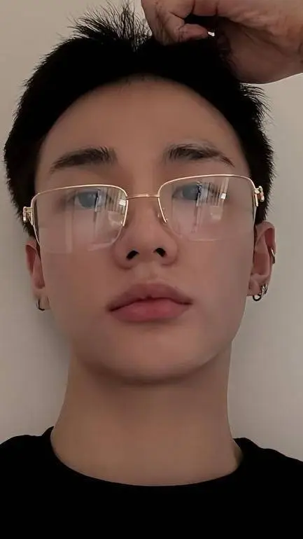 ai character: Hyunjin background