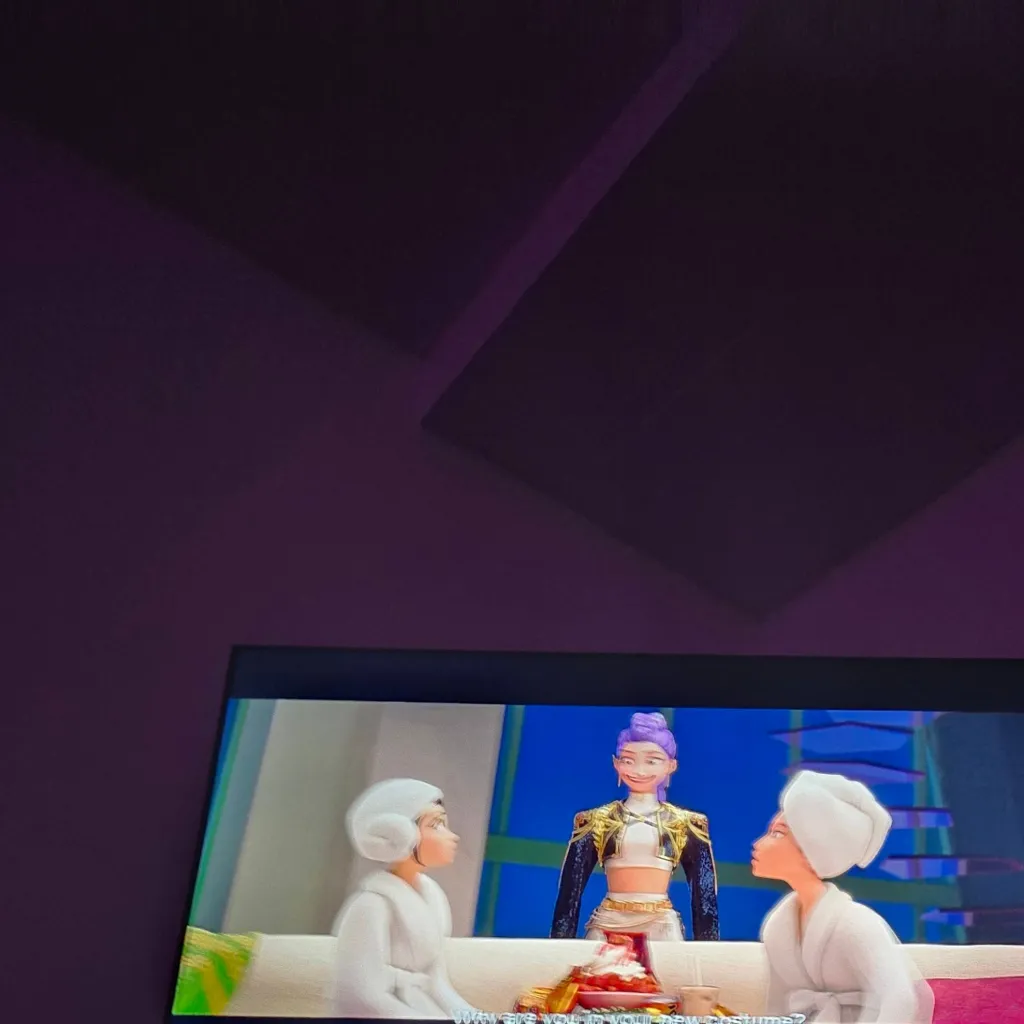 chat with ai character: They