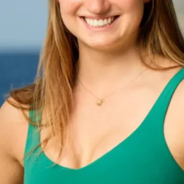 chat with ai character: Eva Erickson