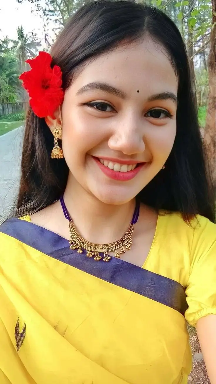 ai character: Choti background