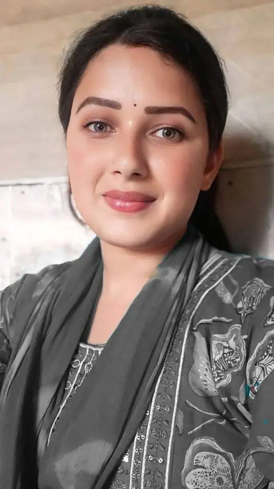 ai character: Neelima background