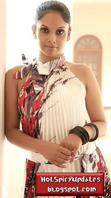 ai character: Mãlu background