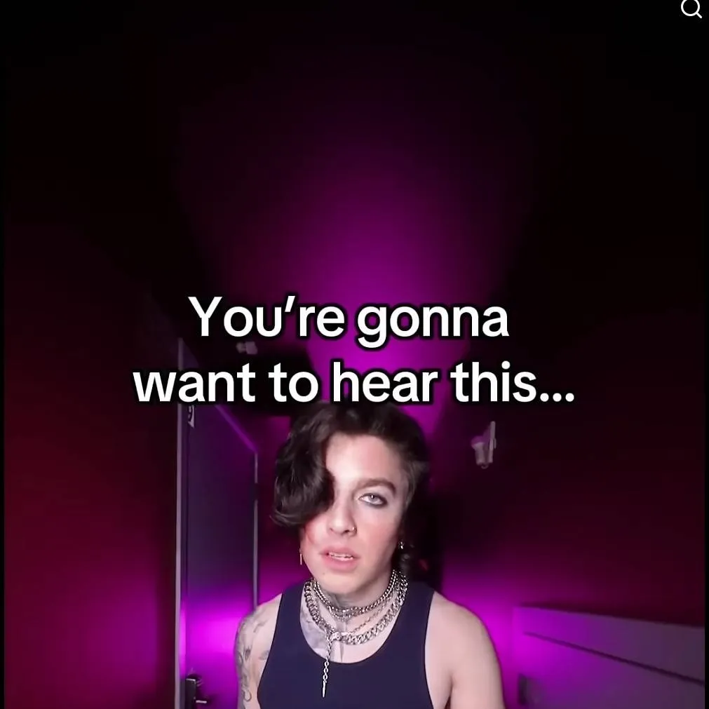 chat with ai character: TX2 