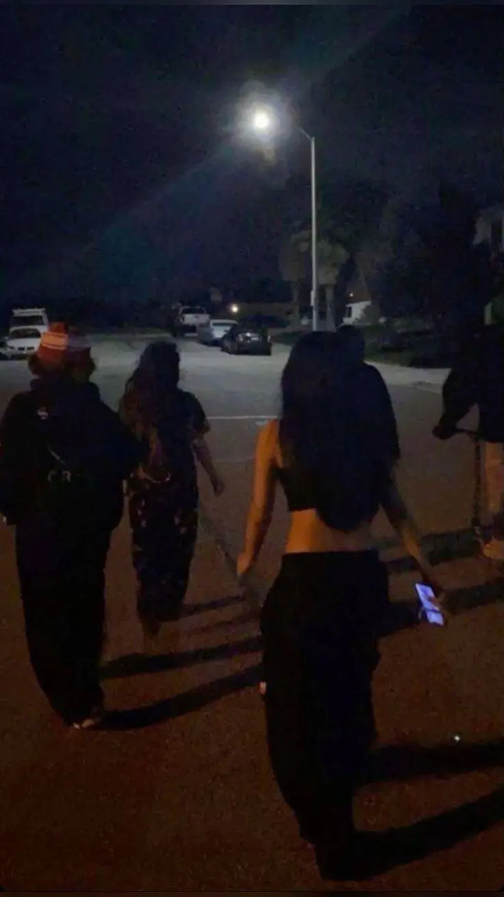 ai character: Band background