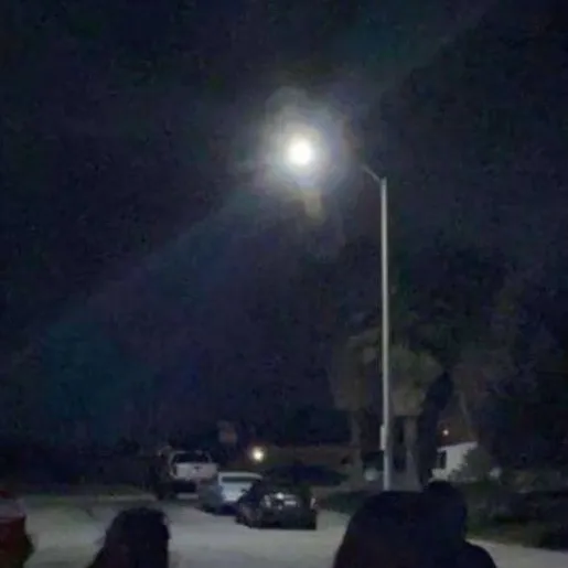 chat with ai character: Band