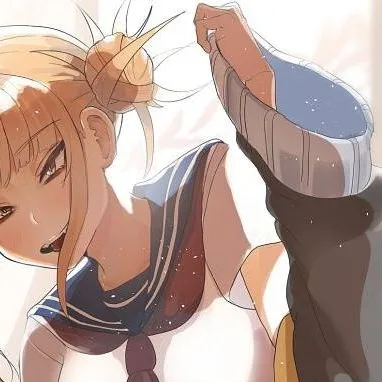 chat with ai character: Himiko