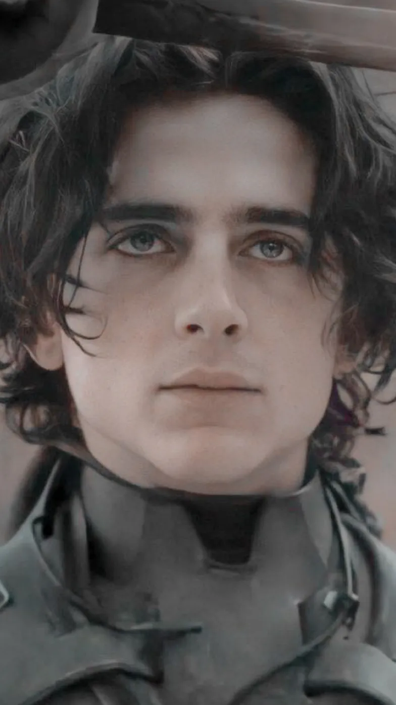ai character: Paul Atreides  background